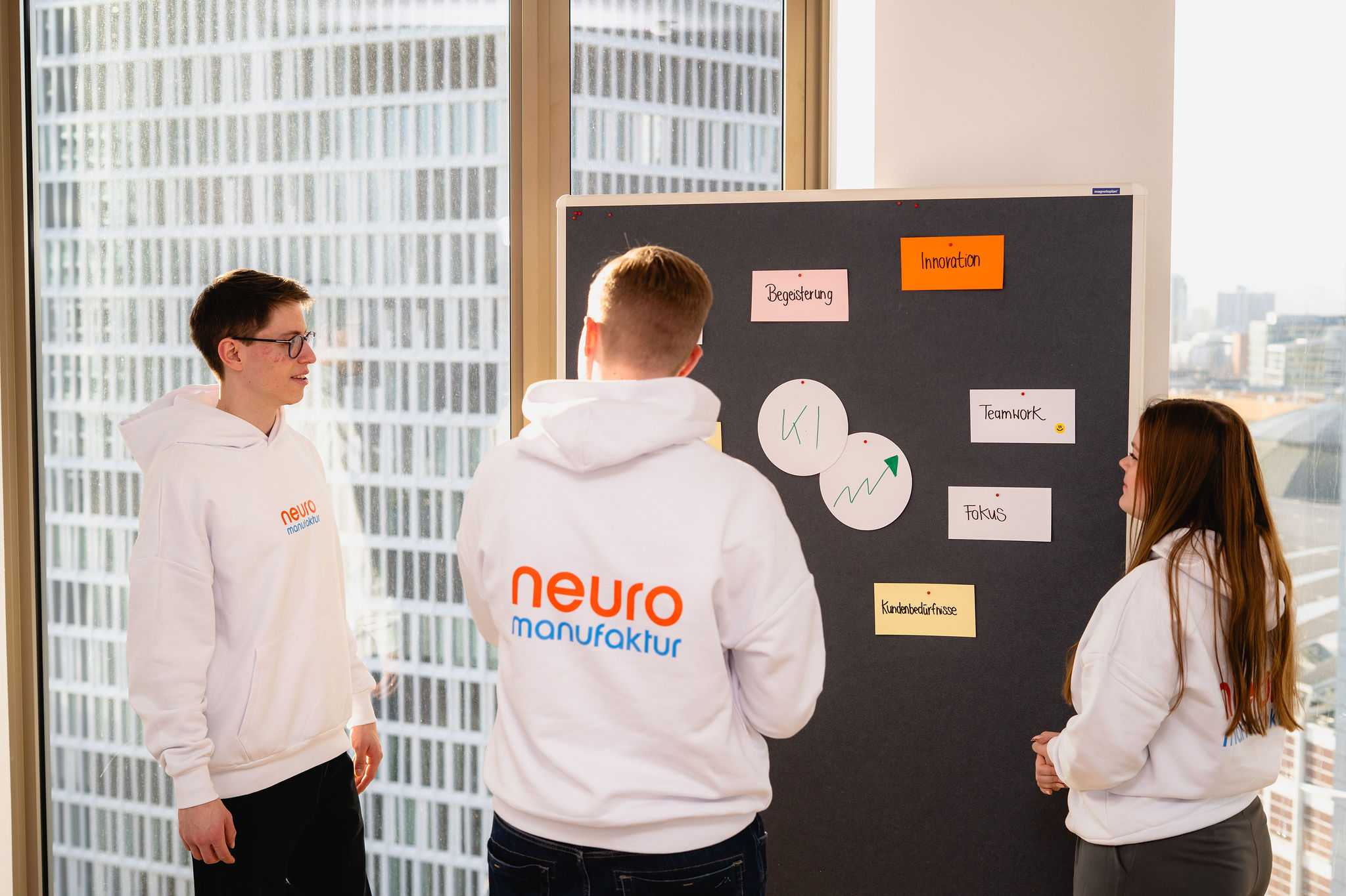 Code-Editor Screenshot oder Architektur-Diagramm